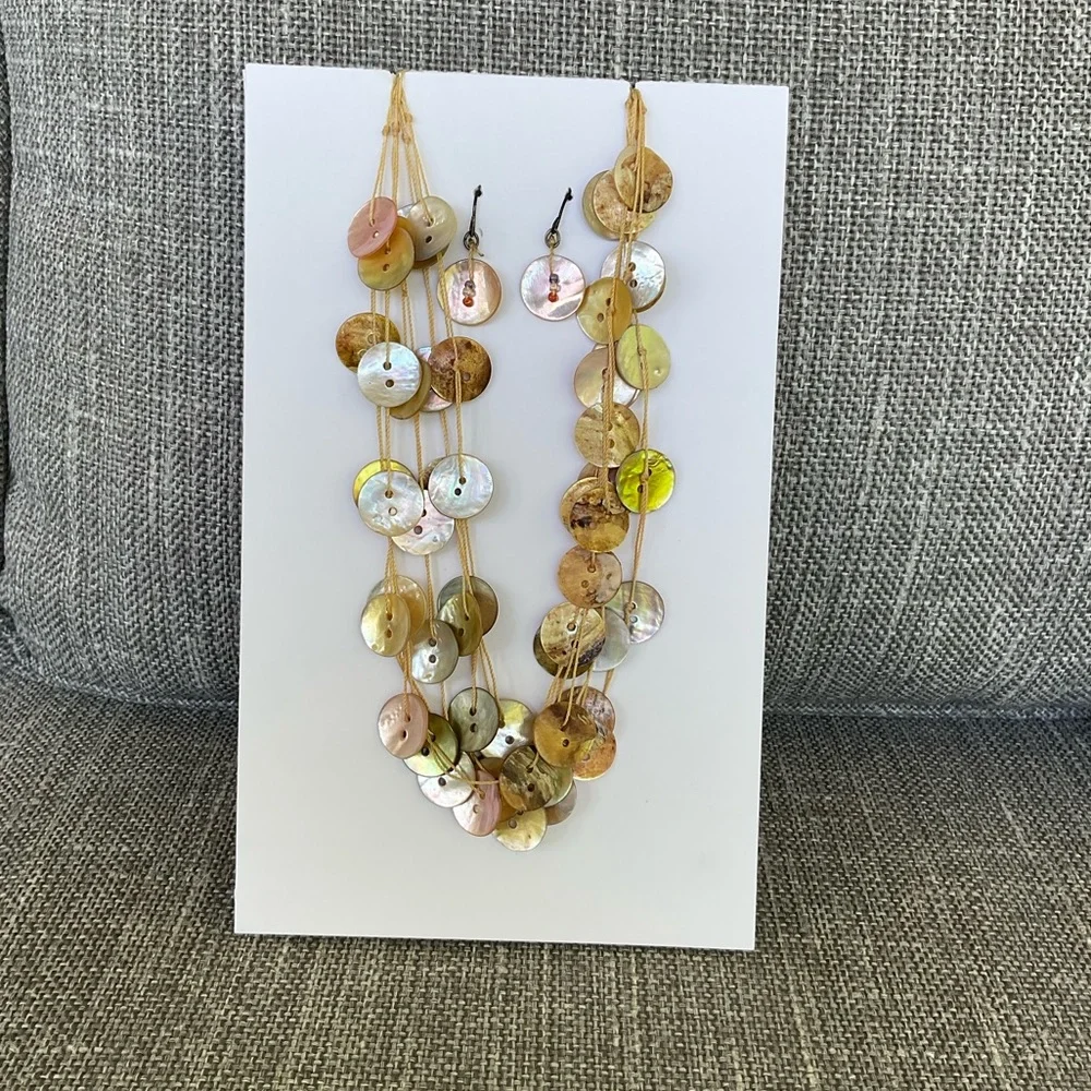 Shell Button Necklace and Earring Set - Picture 7 of 11